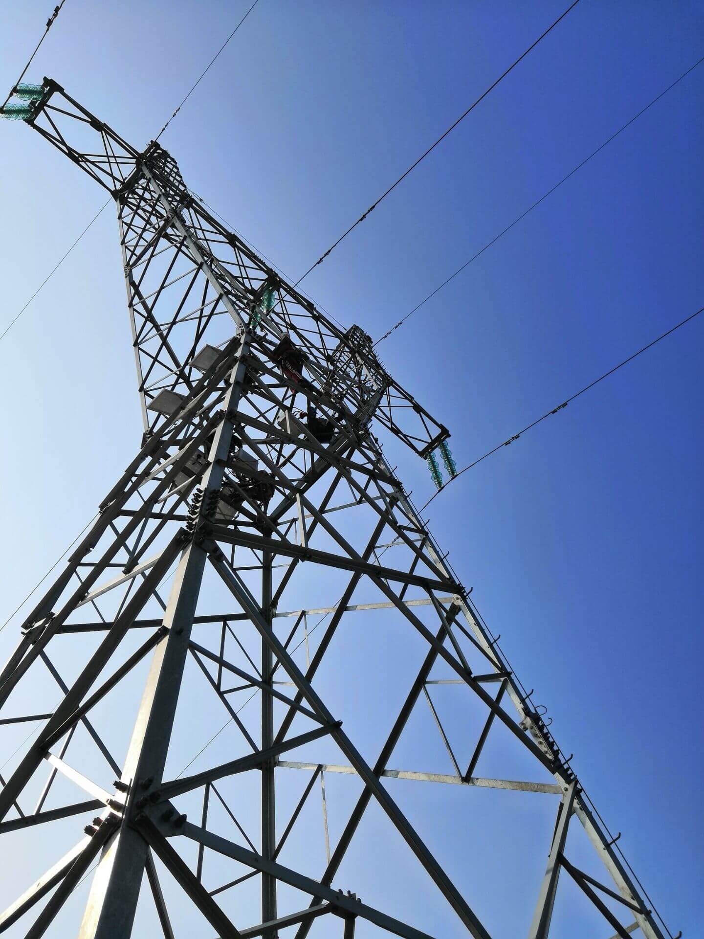 輸電線(xiàn)路防山火在線(xiàn)監(jiān)測(cè)系統(tǒng)